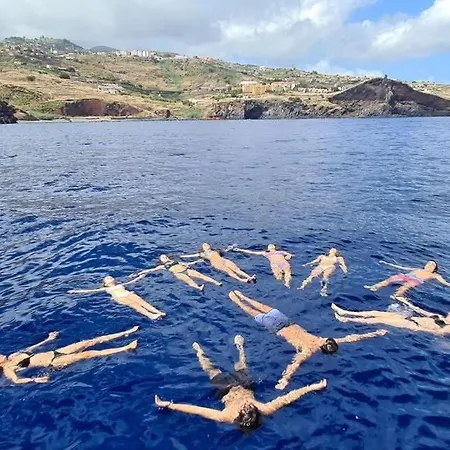 Botel Spica *